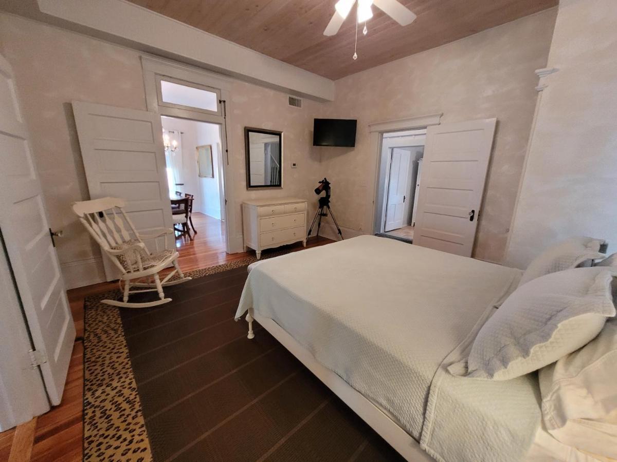 Holland House - Historic And Sophisticated Villa Alpine Dış mekan fotoğraf